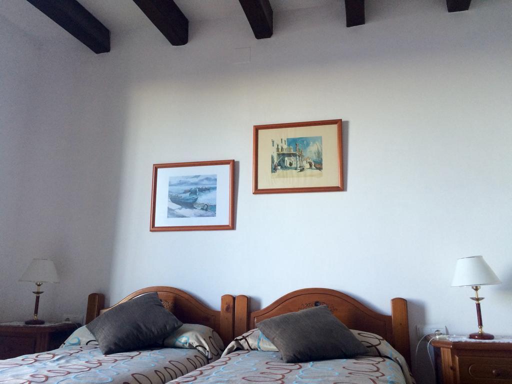 Apartaments Mare Nostrum Sitges Room photo